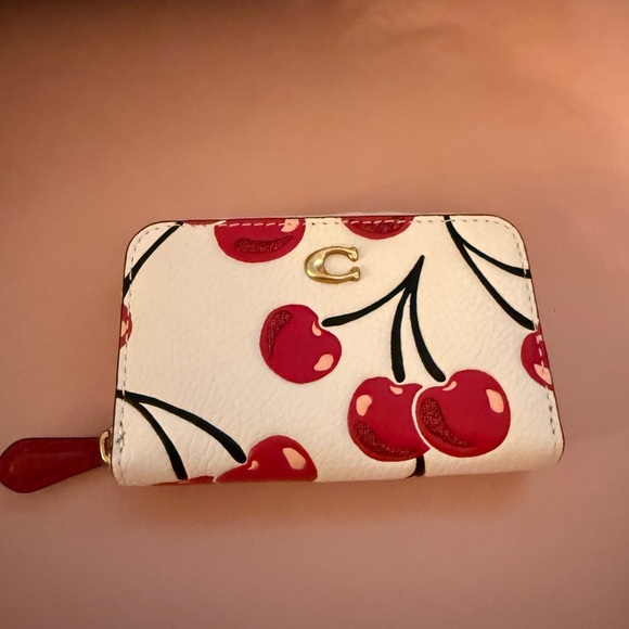 Essential Small Zip-Around Cherry-Print Leather Card Case Wallet - Picture 2 of 6